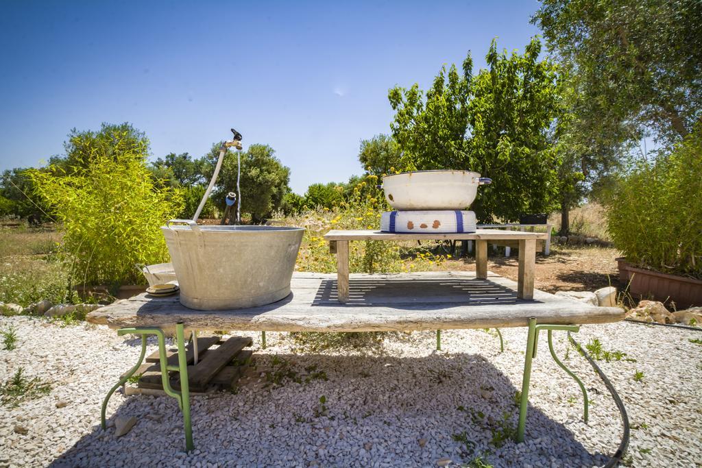 Wepuglia - Paradise Trulli Castellana Grotte Exterior photo